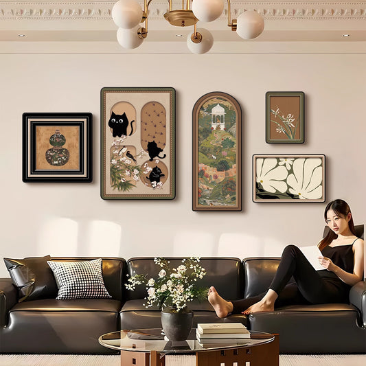 Relaxing Moments Living Room Decorative Painting: Medieval Style French Retro Sofa Background Wall Hanging Painting, High-End Combination Wall Art